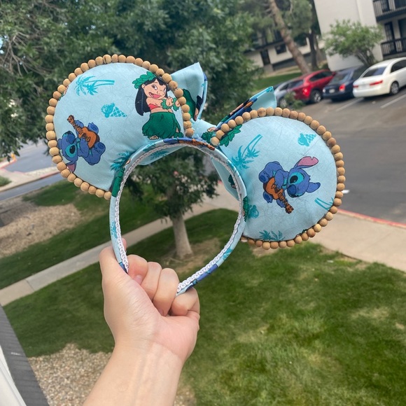 Lilo and Stitch Disney Ears - Picture 2 of 2